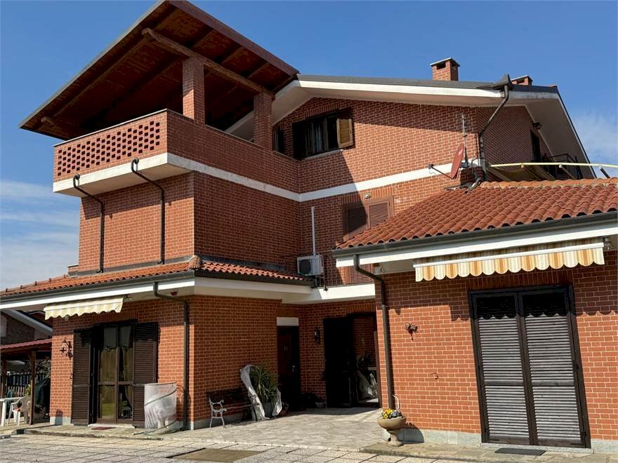 Box VIA MEDICI 25, Rivalta di Torino (TO), Rivalta di Torino - photo 1