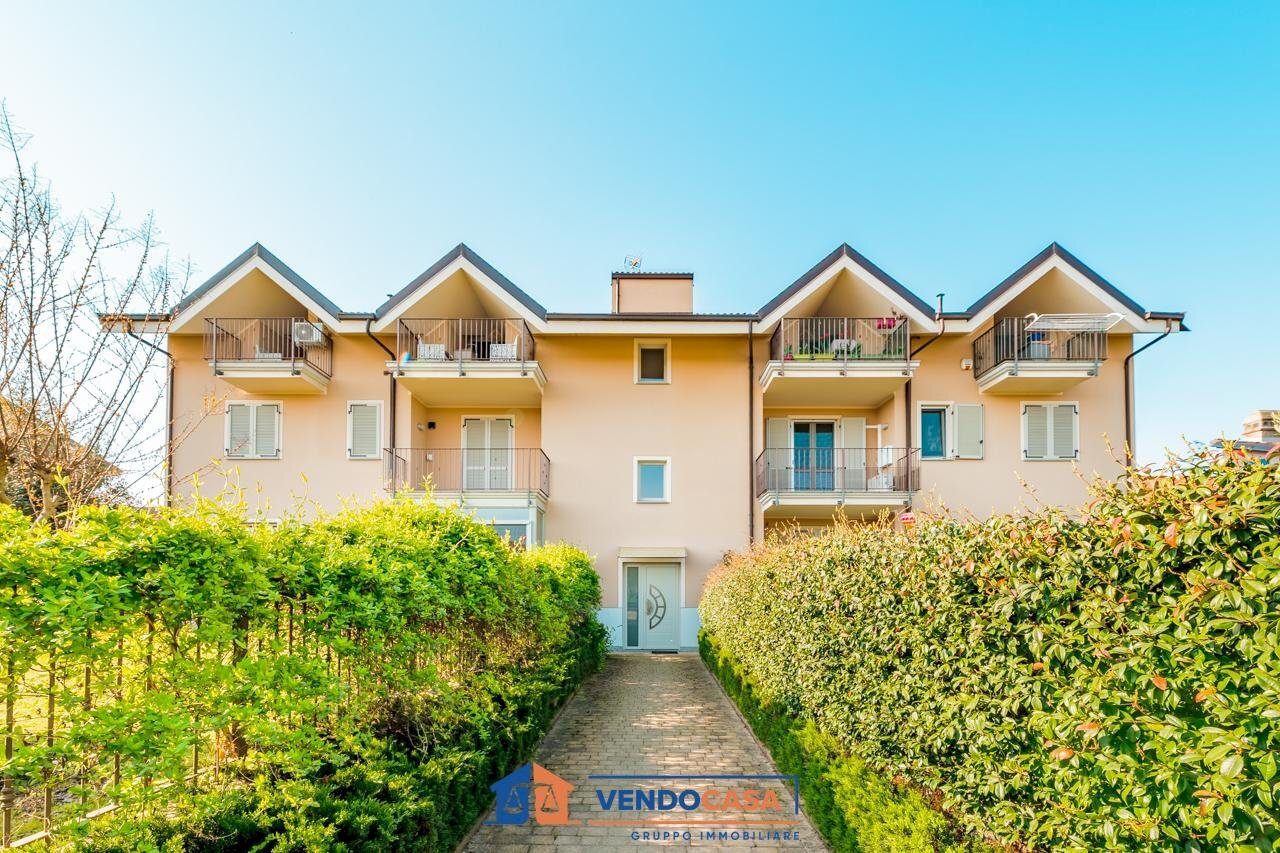 Two-room apartment Bra - photo 1