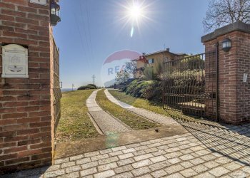 Casa indipendente Via Marconi 
 Magnano, BI, Magnano - foto 6