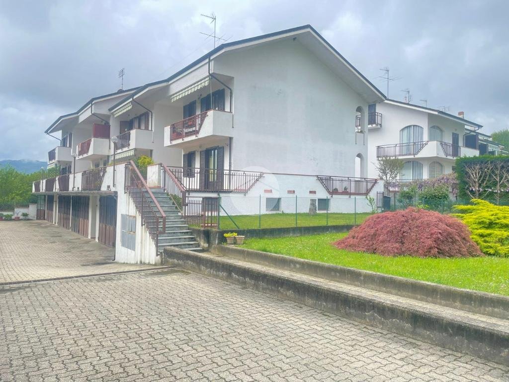 Three-room apartment Via Monte Rubinet, Giaveno - photo 2