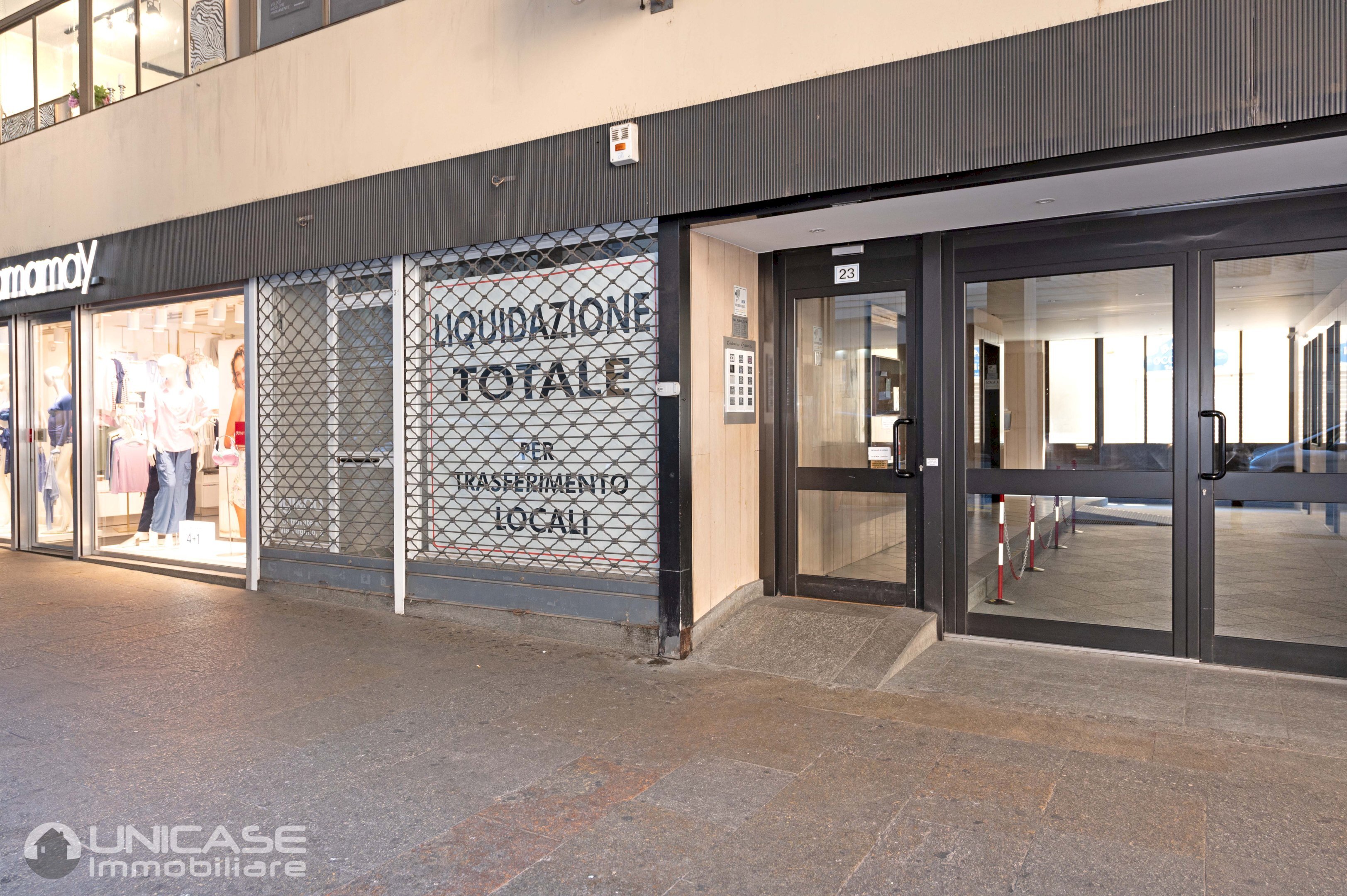 Locale Commerciale via Chiappero, 21, Pinerolo - foto 1