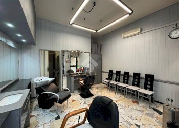 Shop negozio corso torino, Novara - photo 4