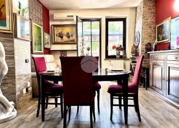 Two-room apartment Via Matteotti, Peschiera Borromeo - photo 2