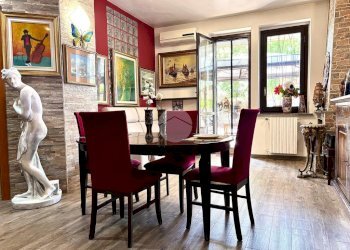 Two-room apartment Via Matteotti, Peschiera Borromeo - photo 6