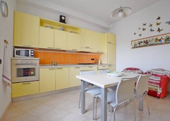 Cucina - Quadrilocale via Giovanni e Giacomo Durando, 2, Mondovì - foto 4