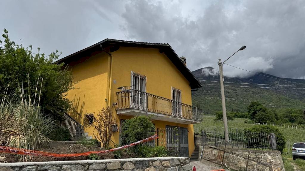 Facciata - Villa Località Frissonière, 1, Saint-Christophe - foto 1