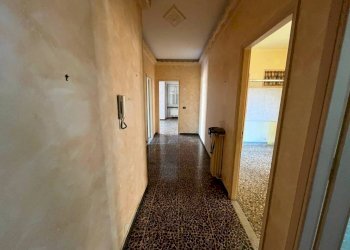 Corridoio - Quadrilocale via Po, 13, Chivasso - foto 3