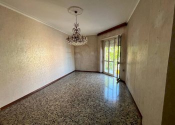 Camera da letto - Quadrilocale via Po, 13, Chivasso - foto 18