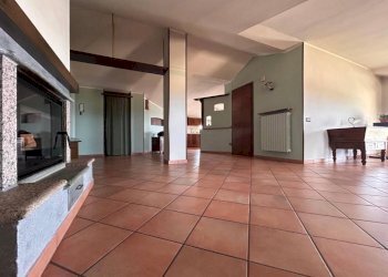 Veranda - Appartamento via Beinette, 16, Peveragno - foto 5