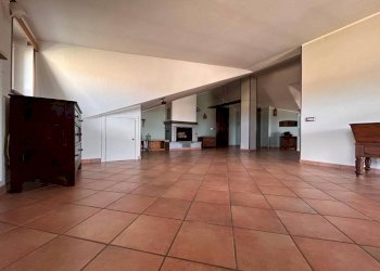 Salone - Appartamento via Beinette, 16, Peveragno - foto 9