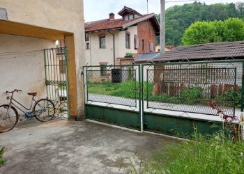 Cortile interno - Independent house via Ferrovia, 20, Boves - photo 17