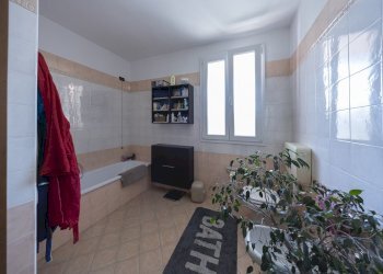 Small Villa Massa Lombarda - photo 32