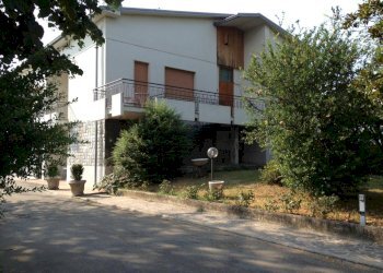 Villa Bifamiliare Parma - foto 1