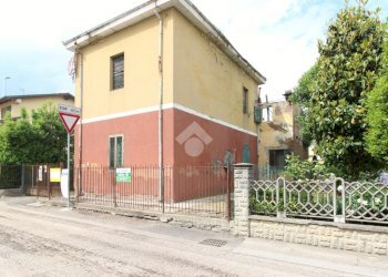 Casa indipendente Via G. Setti, San Pietro in Casale - foto 6