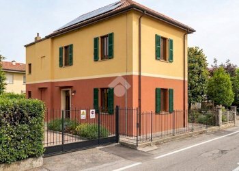 Independent house Via G. Setti, San Pietro in Casale - photo 2