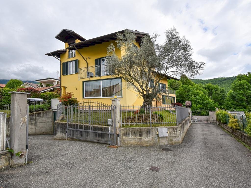 Villa Via Monsignor Carlo Bovero, Giaveno - foto 1