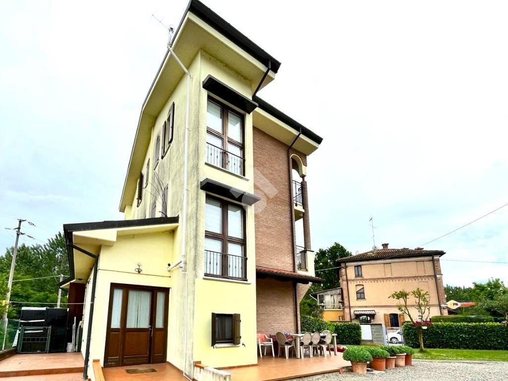 Porzione di casa Via Lame, Castel Maggiore - foto 2