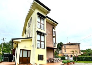 Porzione di casa Via Lame, Castel Maggiore - foto 2