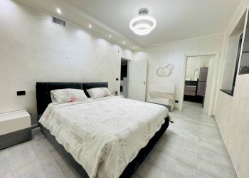 Camera da letto - Villa strada Cascine Nuove, Frossasco - photo 31