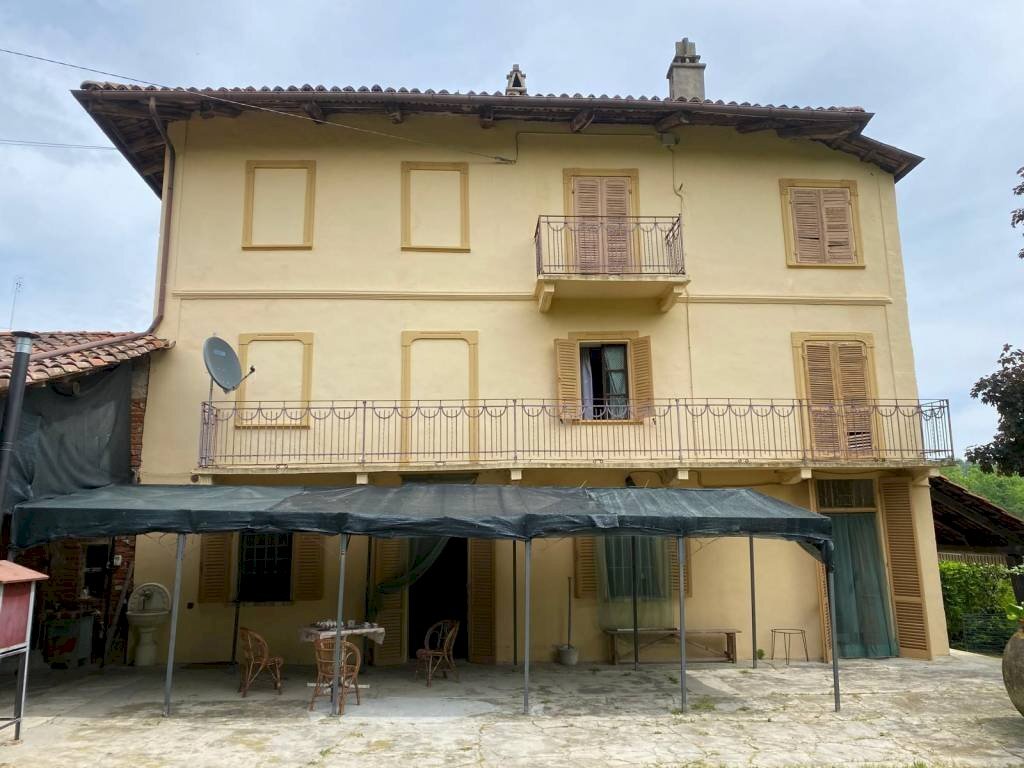 Facciata - Independent house Frazione San Rocco, 24, Montaldo Roero - photo 1