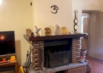 Salone - Casa indipendente Frazione San Rocco, 24, Montaldo Roero - foto 6