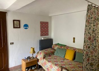 Camera da letto - Casa indipendente Frazione San Rocco, 24, Montaldo Roero - foto 21