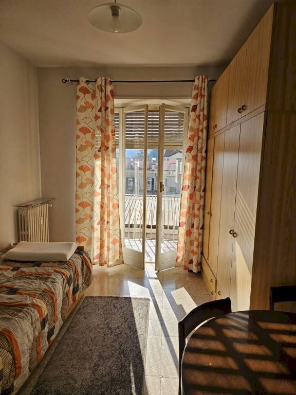 Camera da letto - Four-room apartment via Antonio Gramsci, 1, Cuorgnè - photo 1