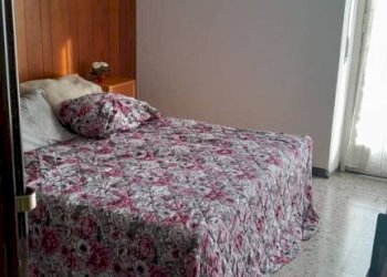 Camera da letto - Quadrilocale via Antonio Gramsci, 1, Cuorgnè - foto 3