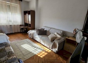 Camera da letto - Quadrilocale via Antonio Gramsci, 1, Cuorgnè - foto 7