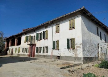 Facciata - Rustico Frazione Vaglierano, 56, Asti - foto 1