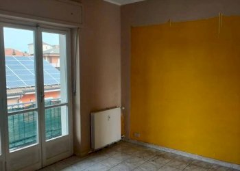 Camera da letto - Trilocale via San Marco, 8, Asti - foto 15