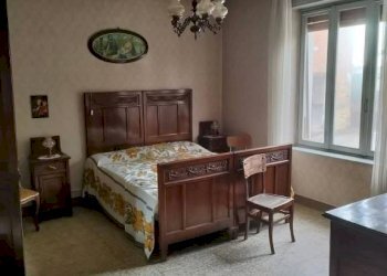 camera da letto - Villa via della Vittoria, 18, Piea - foto 19