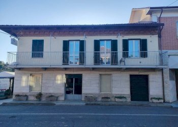 Facciata - Villa via Battibò, 11, Calosso - foto 4