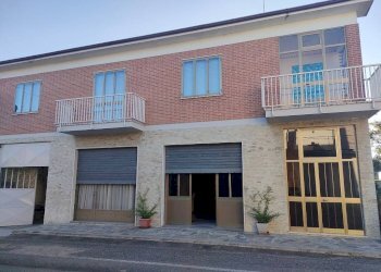 facciata - Villa via Battibò, 11, Calosso - foto 5