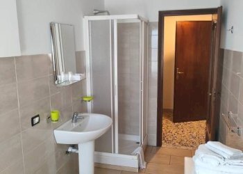 bagno - Villa via Battibò, 11, Calosso - foto 25