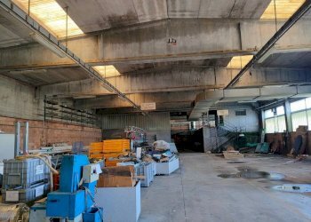 Interno non residenziale - Capannone Frazione Mombarone, Asti - foto 9