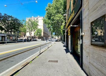 Warehouse Corso Buenos Aires, Genova (neighborhood Foce) - photo 12