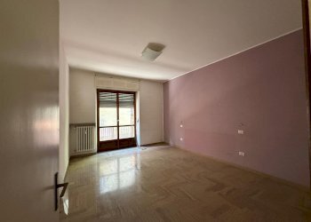 Trilocale Via Giosuè Carducci, 52, Asti - foto 5