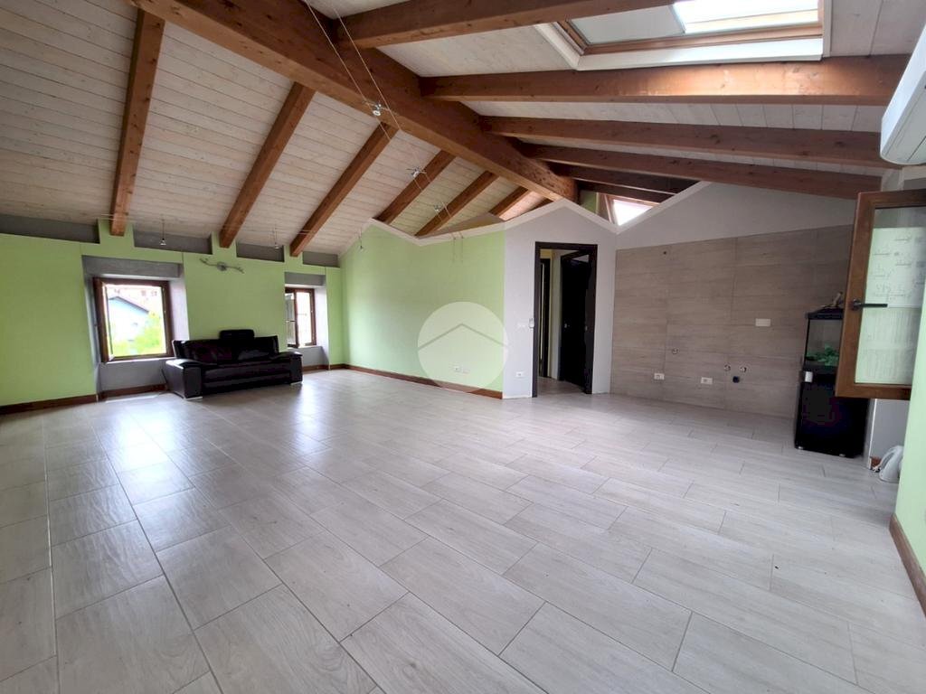 Three-room apartment Via capitano Saudino, Caravino - photo 1