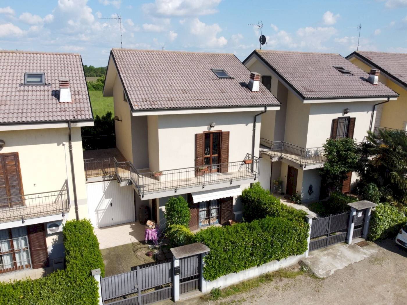 Villa a Schiera Carignano - foto 1