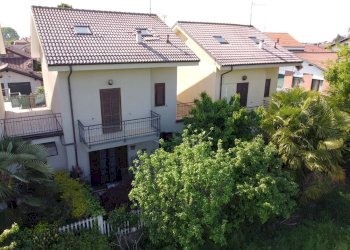 Villa a Schiera Carignano - foto 35