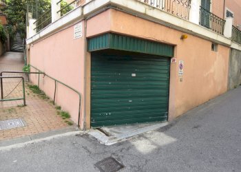 Box Viale Ansaldo, Genova (zona Marassi) - foto 1