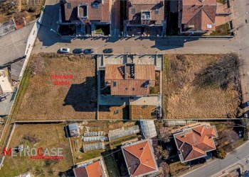 Terreno edificabile Via Thaon di Revel, Poirino - foto 1