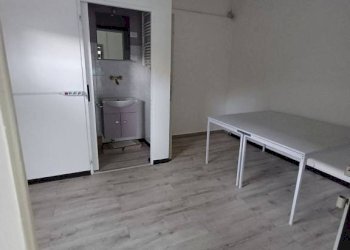 Stanza non arredata - Negozio via Cattani Nord, Carpi - foto 4