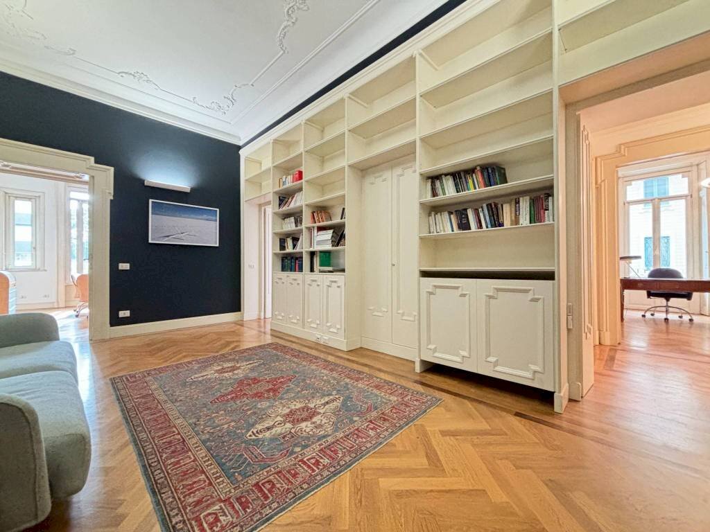 Ingresso - Appartamento via Giuseppe Revere, Milano - foto 2