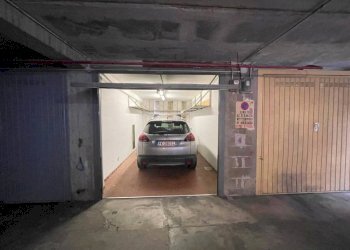 Box auto - Box via Aurelio Robino, 96, Genova (zona Marassi) - foto 1