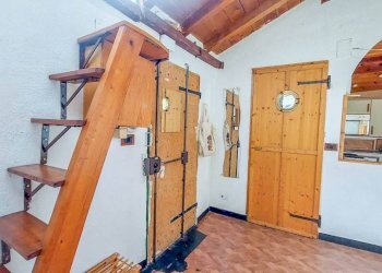 Sala da pranzo - Bilocale vico del Valore, Genova (zona Principe) - foto 23