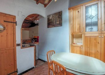 Sala da pranzo - Bilocale vico del Valore, Genova (zona Principe) - foto 41