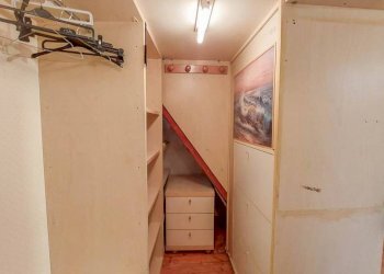 Camera da letto - Bilocale vico del Valore, Genova (zona Principe) - foto 45