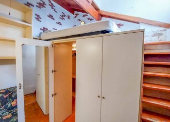 Camera da letto - Bilocale vico del Valore, Genova (zona Principe) - foto 50